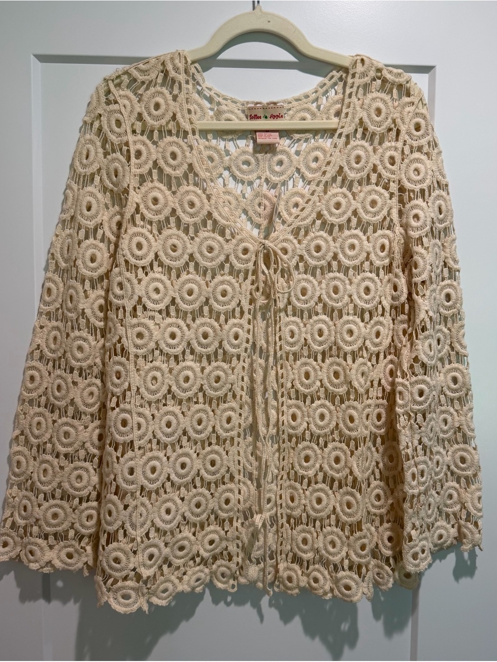 NWT Tie-Front Crochet Cardigan in Cream Size Medium